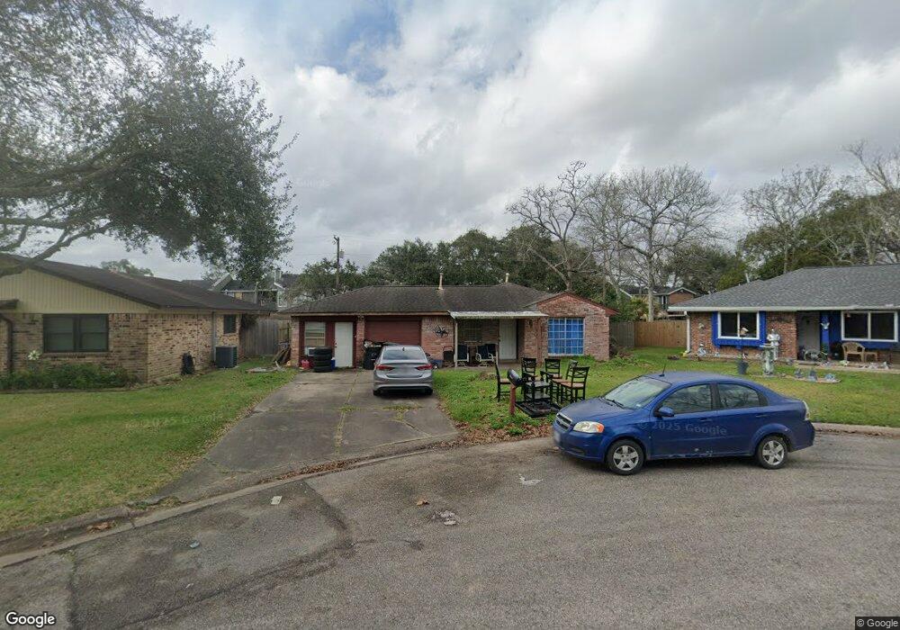 1202 Cypress St, Alvin, TX 77511 - photo 1