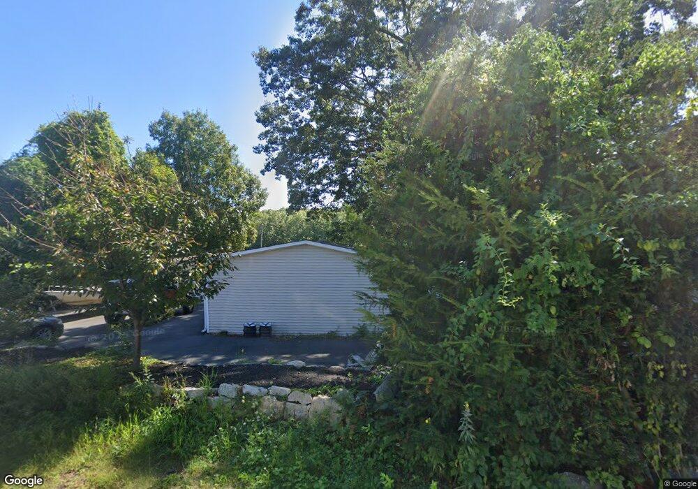 21/23 Seaver Rd, East Weymouth, MA 02189 - photo 1