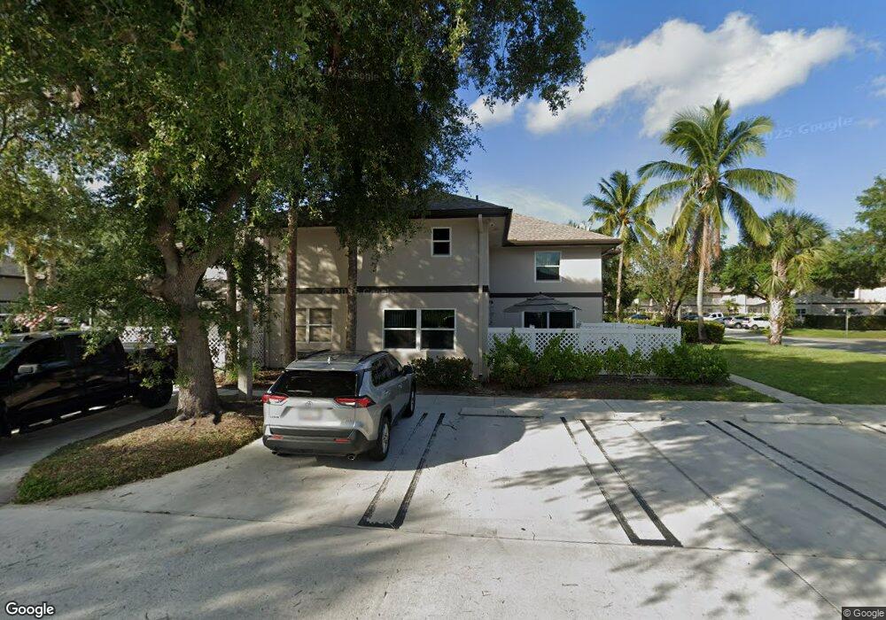 27 Clinton Ct unit 27D, Royal Palm Beach, FL 33411 - photo 1