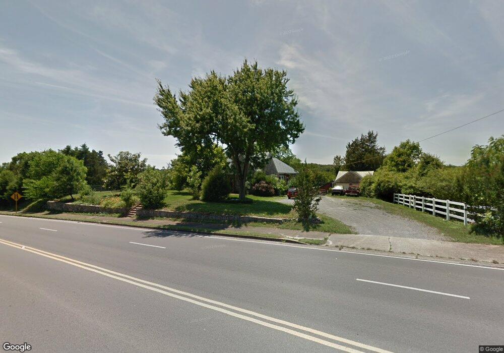 1520 S Cannon Blvd, Shelbyville, TN 37160 - photo 1