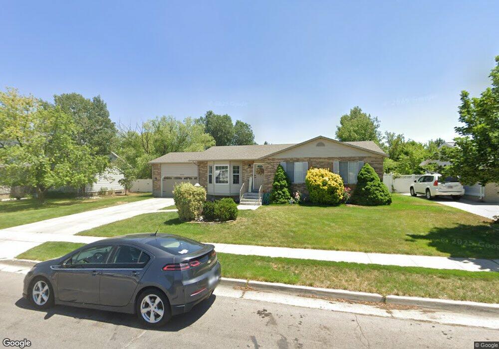 9999 Yorkshire Dr, South Jordan, UT 84095 - photo 1