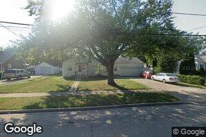 682 S Elmwood Ave, Waukegan, IL 60085