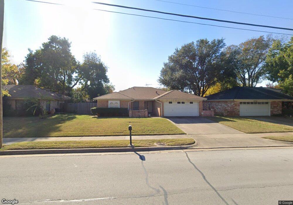 1716 Schumac Ln, Bedford, TX 76022 - photo 1