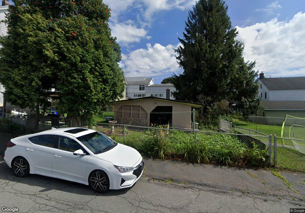 711 Alter St, Hazleton, PA 18201 - photo 1