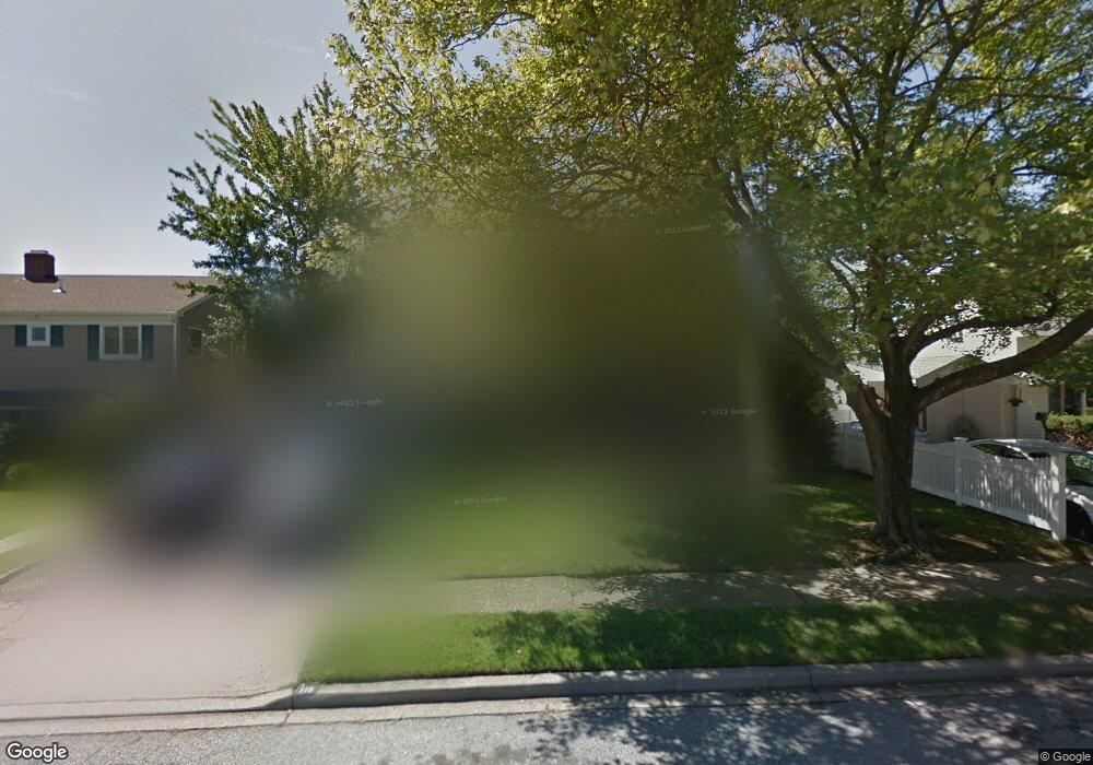 110 Stirrup Ln, Levittown, NY 11756 - photo 1