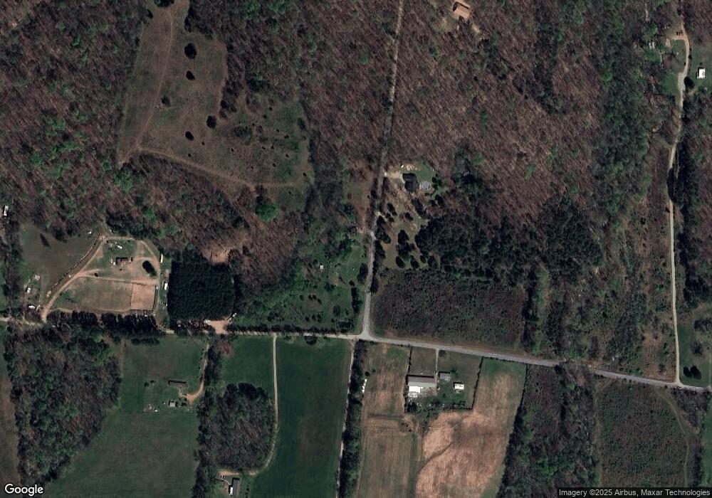 1052 Hurricane Creek Rd, Stewart, TN 37175 - photo 1