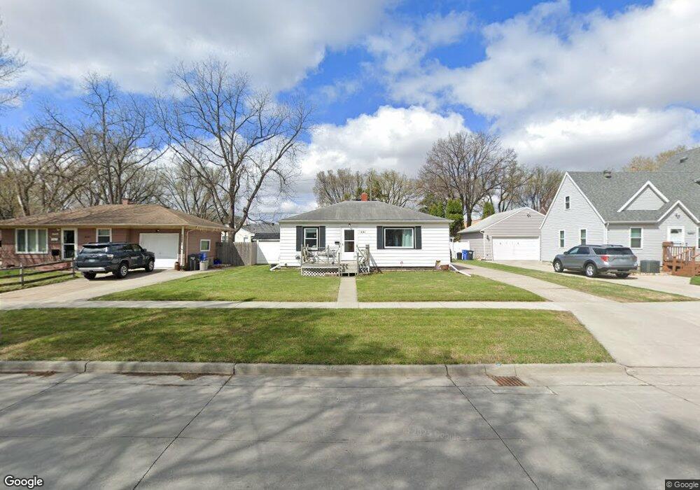 1441 5th St S, Fargo, ND 58103 - photo 1