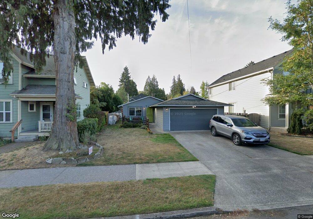 68 NE Russet St, Portland, OR 97211 - photo 1