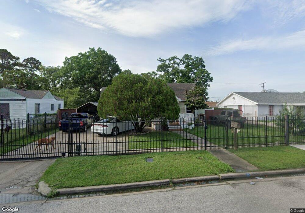 7209 Gammage St, Houston, TX 77087 - photo 1