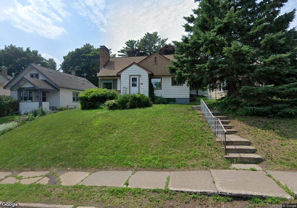 839 Grandview Ave, Duluth, MN 55812 - photo 1