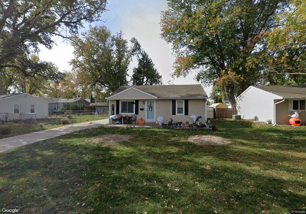 705 E 25th St S, Newton, IA 50208 - photo 1
