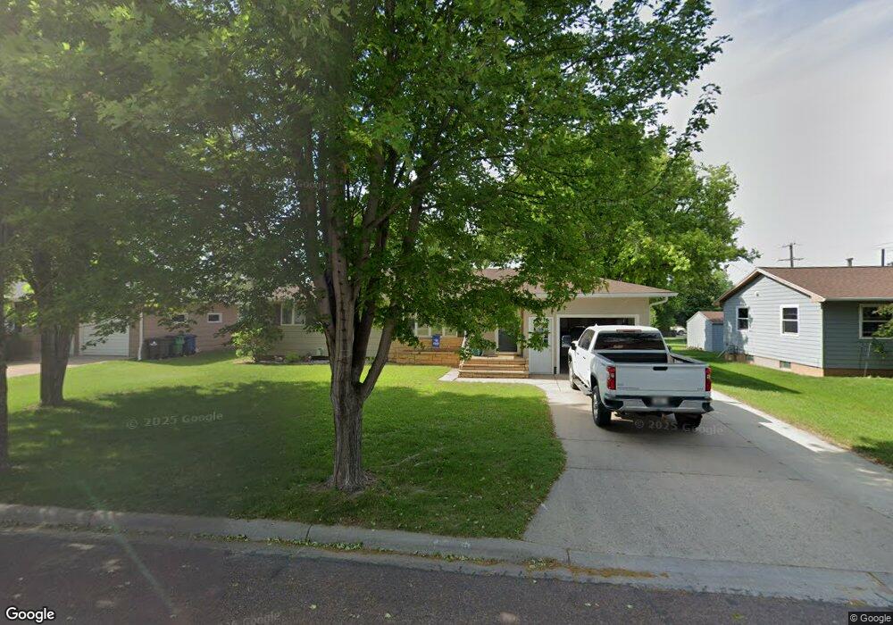 1409 E 2nd Ave, Mitchell, SD 57301 - photo 1