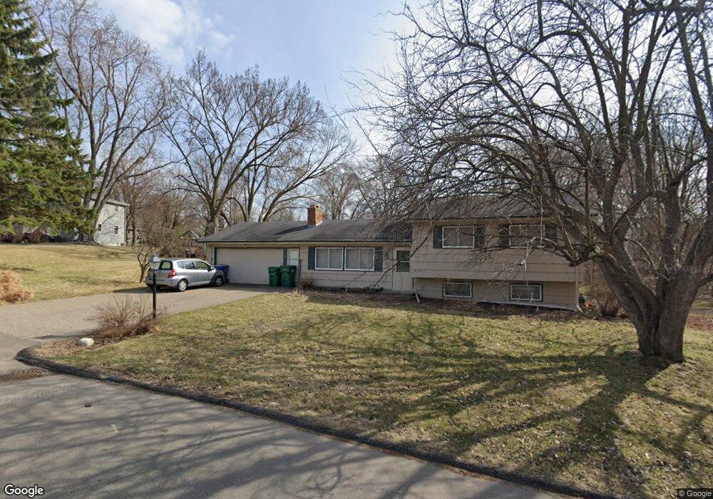 16619 Temple Dr N, Minnetonka, MN 55345 - photo 1