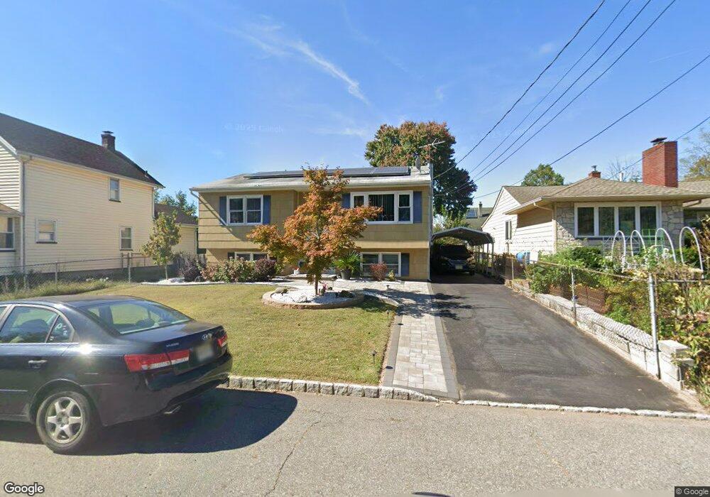 212 Maple Ave, South Bound Brook, NJ 08880 - photo 1