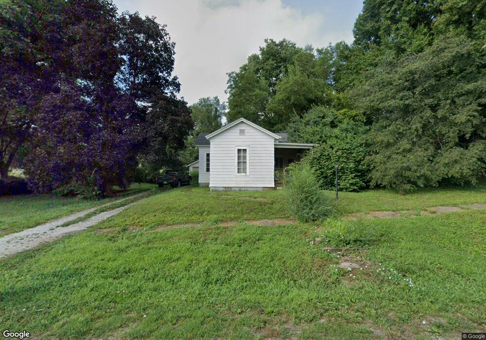 142 W Union St, Virginia, IL 62691 - photo 1