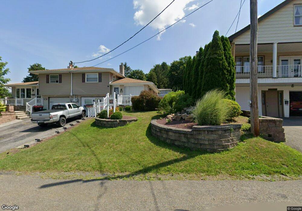 19 Graver St, Lehighton, PA 18235 - photo 1