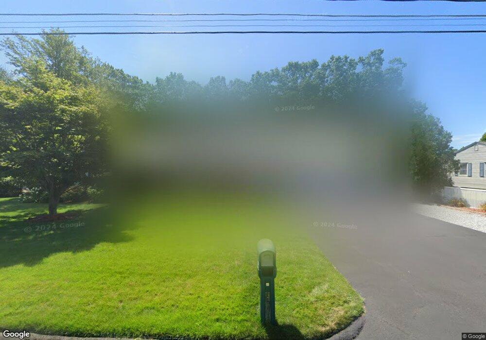 32 Dale St, Windsor Locks, CT 06096 - photo 1