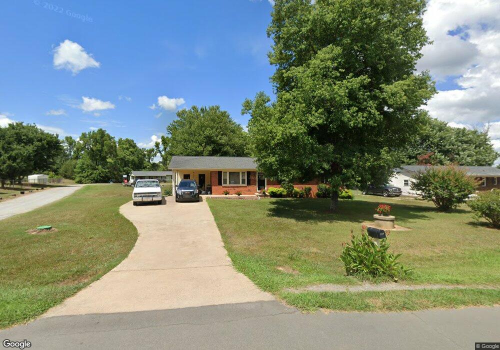 109 Dyer Dr, Shelby, NC 28152 - photo 1