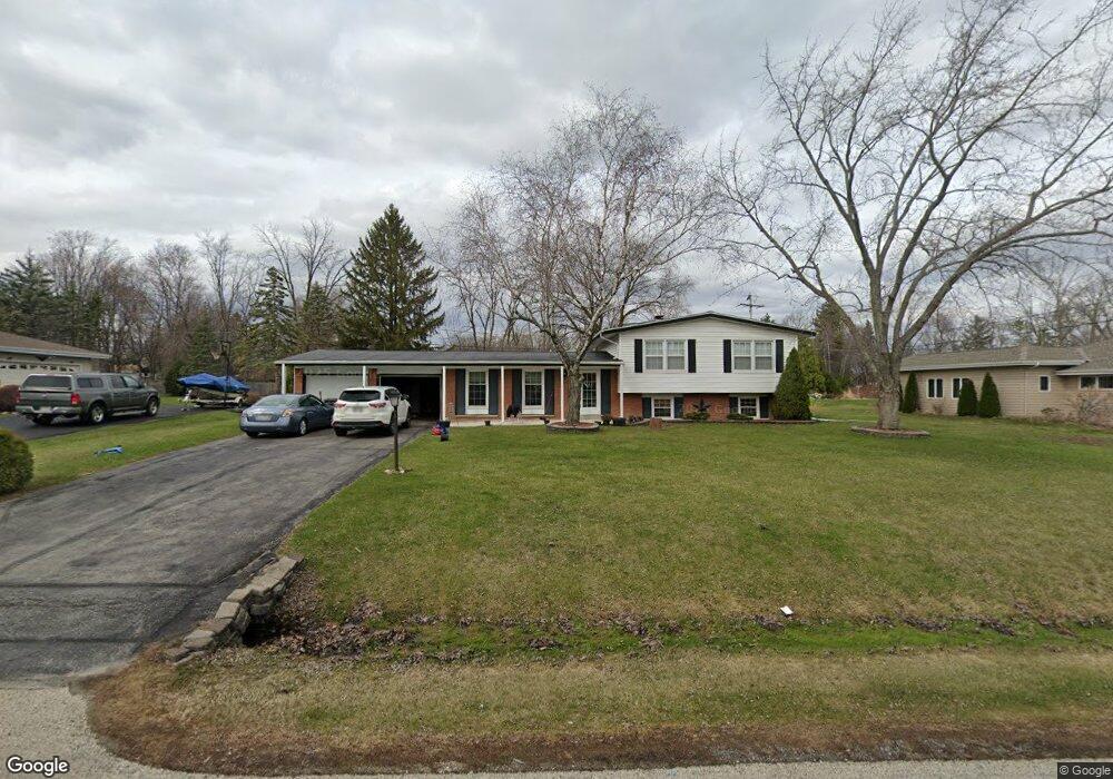 11330 W Carroll Cir, Franklin, WI 53132 - photo 1