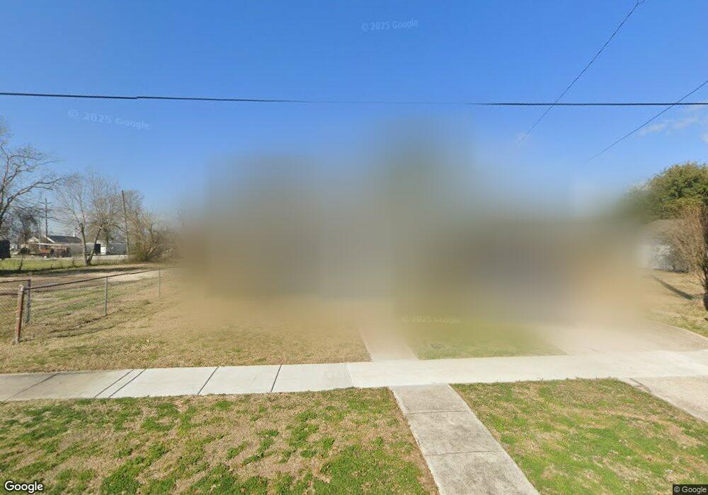 413 N Goos Blvd, Lake Charles, LA 70601 - photo 1