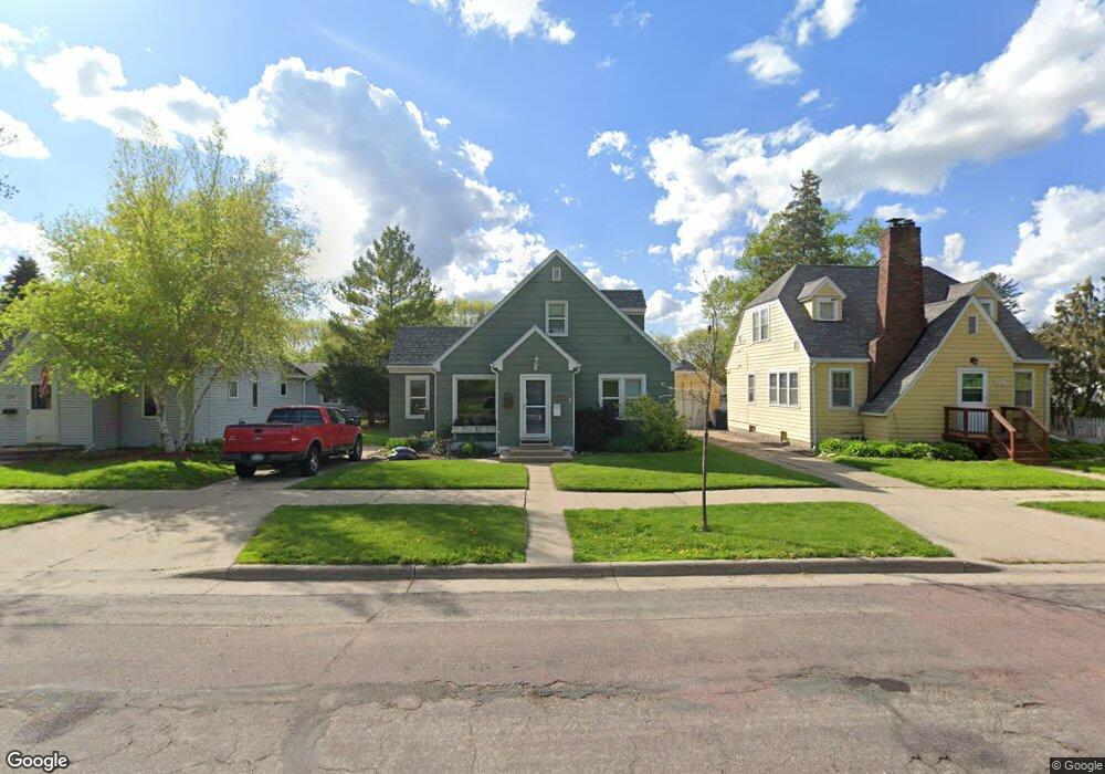 1718 N 4th St, Mankato, MN 56001 - photo 1