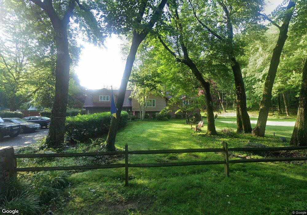 132 Red Root Ln, Milford, CT 06461 - photo 1