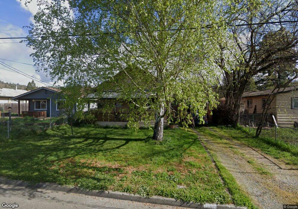 1108 SW Jordan St, Grants Pass, OR 97526 - photo 1