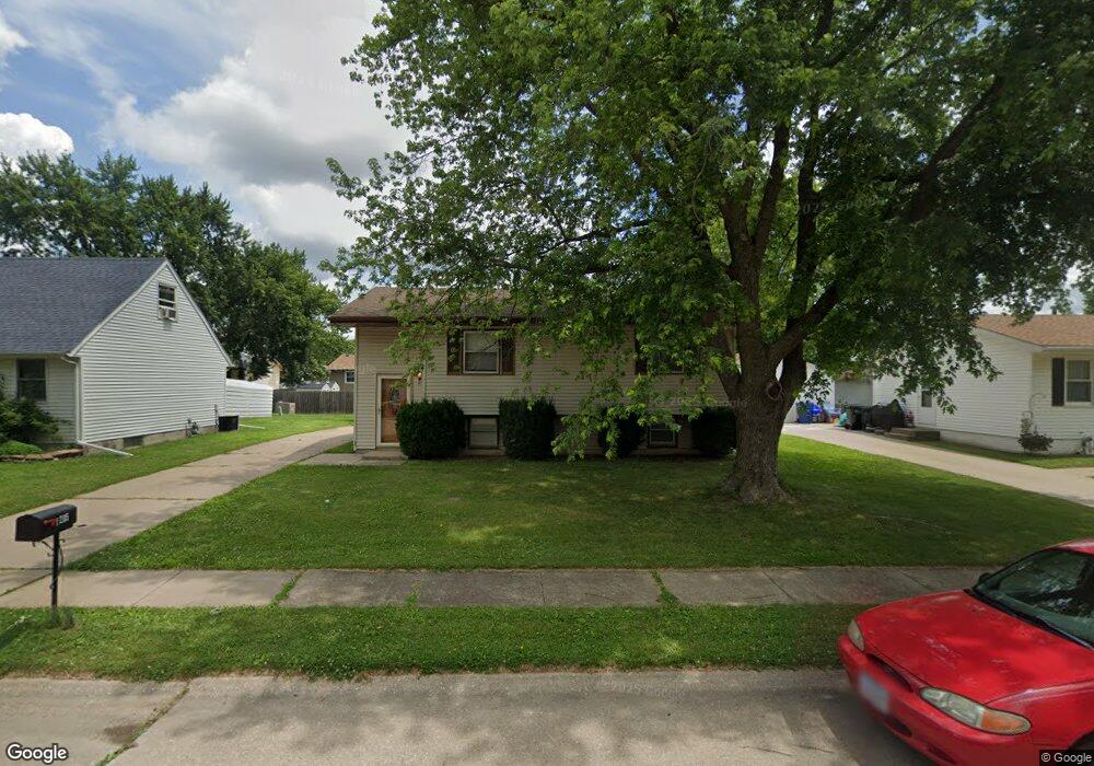 1205 N Pioneer St, Davenport, IA 52804 - photo 1