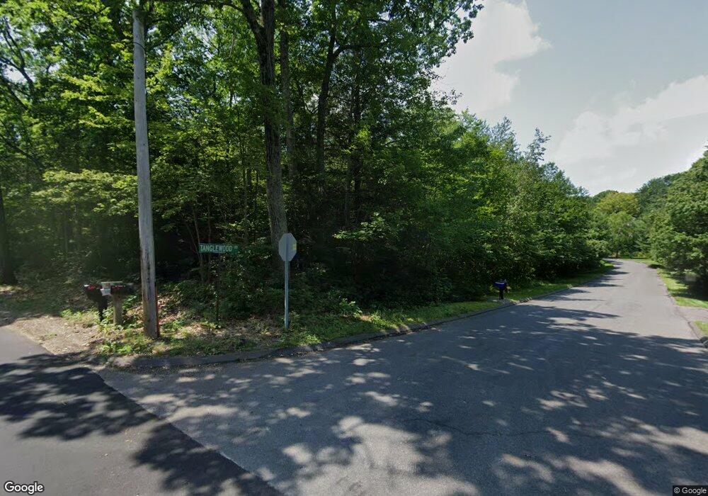 17 Tanglewood Rd, New Hartford, CT 06057 - photo 1