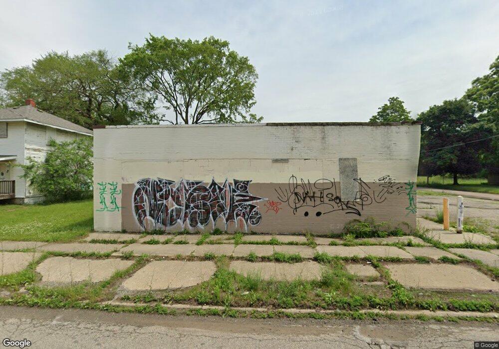 1123 Ann Arbor St, Flint, MI 48503 - photo 1