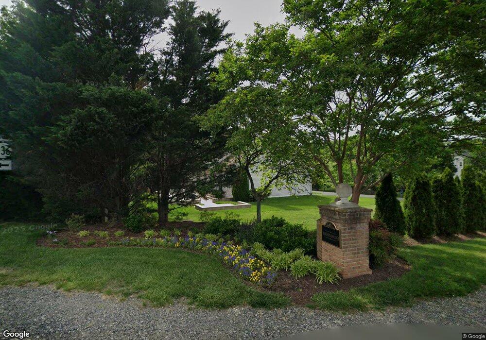 7624 Seabrook Ln, Springfield, VA 22153 - photo 1