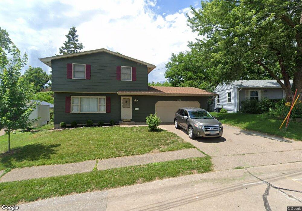 1222 N Concord St, Davenport, IA 52804 - photo 1