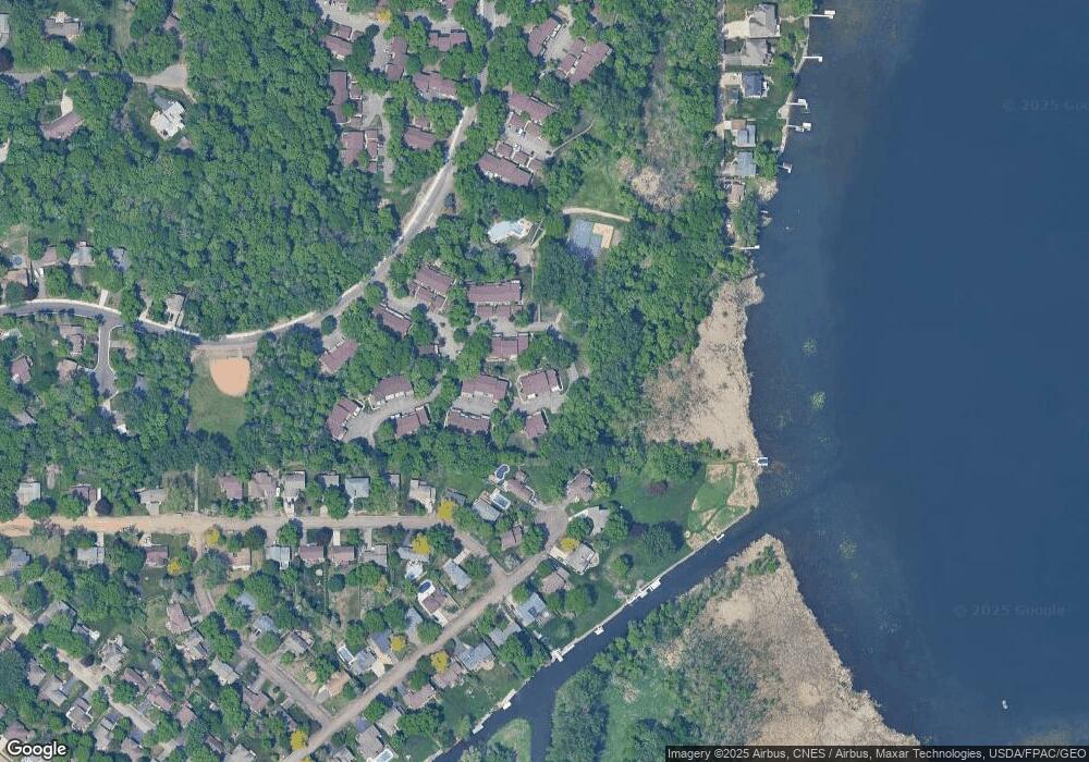 129 W Eagle Lake Dr, Maple Grove, MN 55369 - photo 1