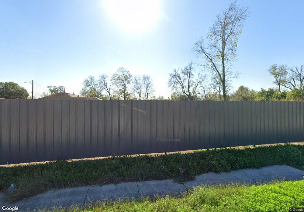 5301 Wayne St, Houston, TX 77026 - photo 1