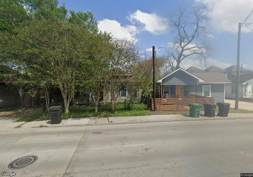 6814 N Main St, Houston, TX 77009 - photo 1