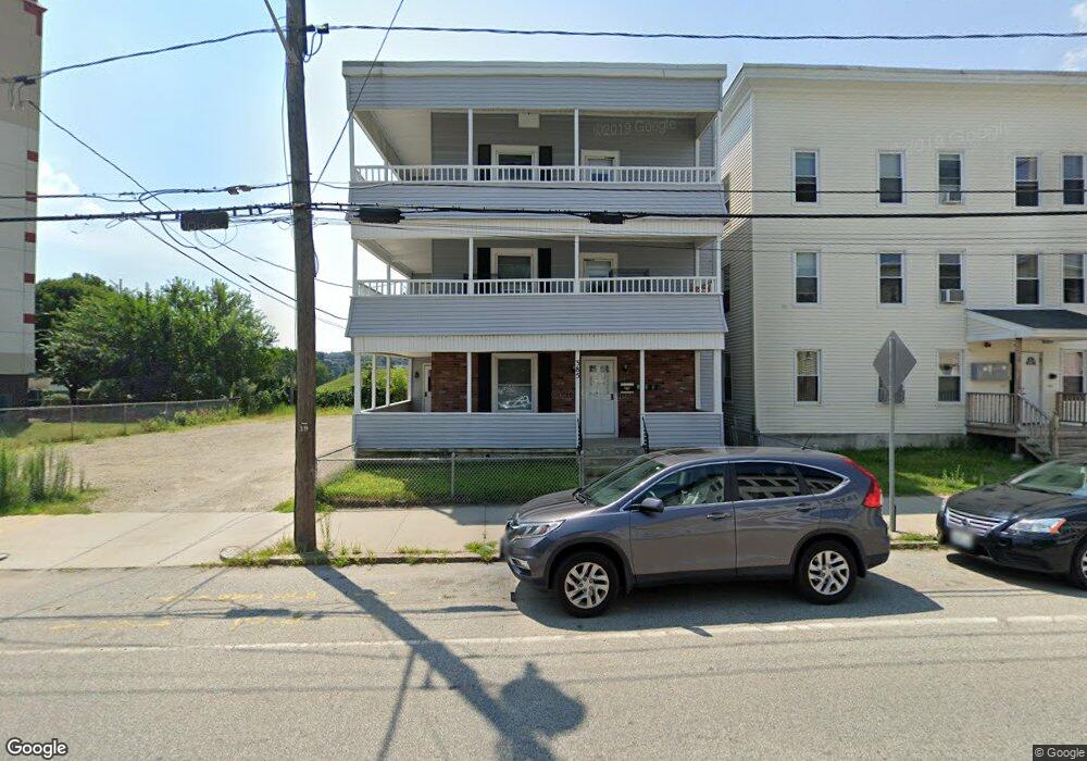385 E School St, Woonsocket, RI 02895 - photo 1