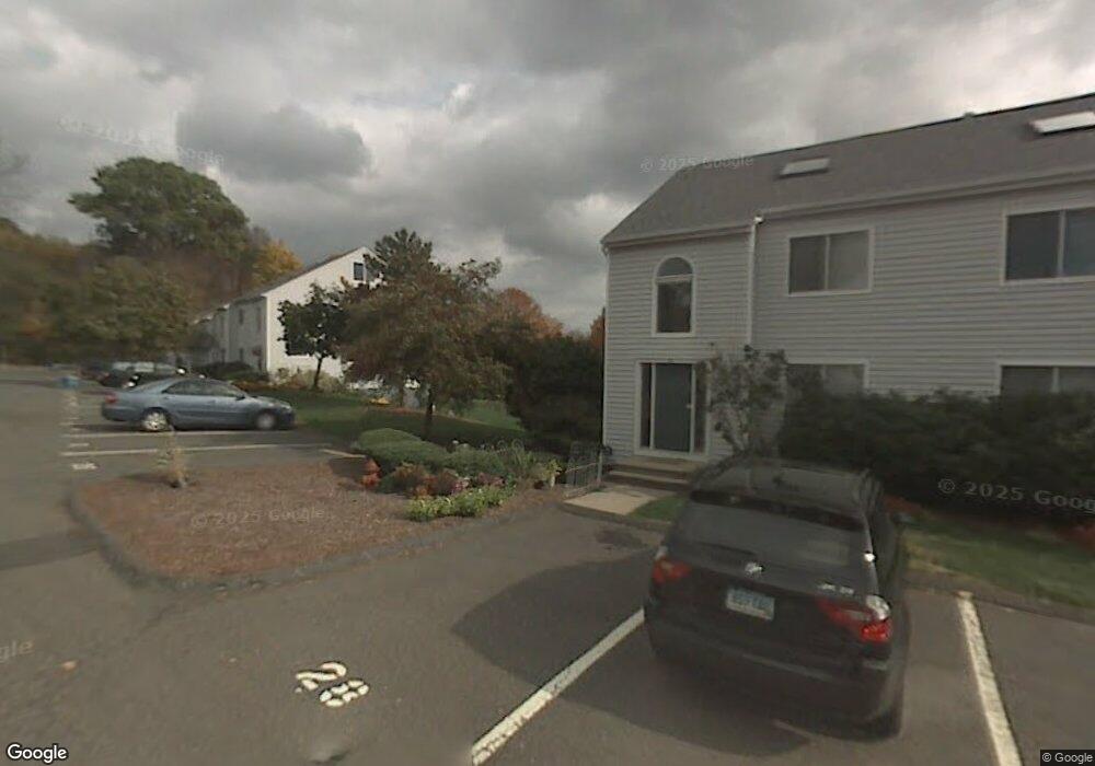 32 Valley Run Dr, Cromwell, CT 06416 - photo 1