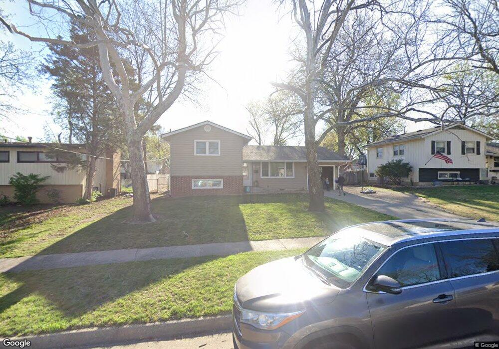 2906 SW Sunset Rd, Topeka, KS 66614 - photo 1