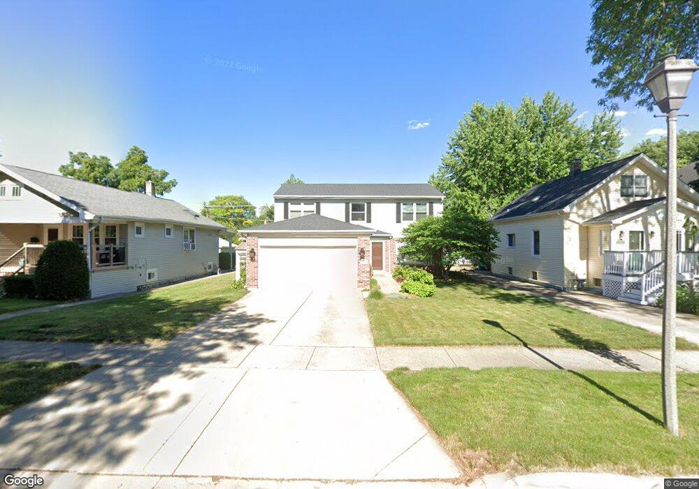 213 N Walnut St, Elmhurst, IL 60126 - photo 1