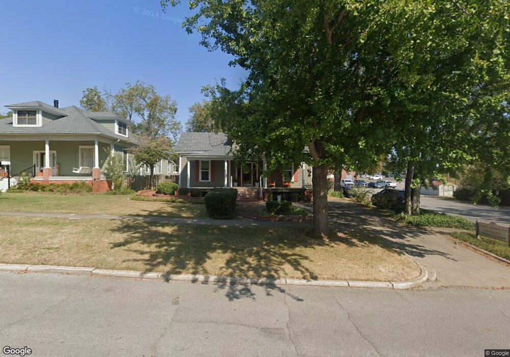 310 W Keetoowah St, Tahlequah, OK 74464 - photo 1