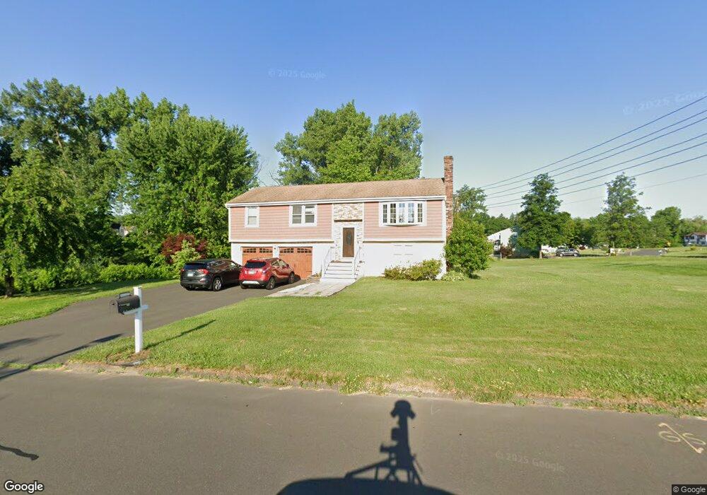 123 Willowcrest Dr, Windsor, CT 06095 - photo 1