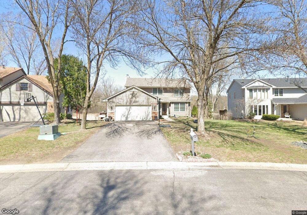 19475 Vine Ridge Rd, Excelsior, MN 55331 - photo 1