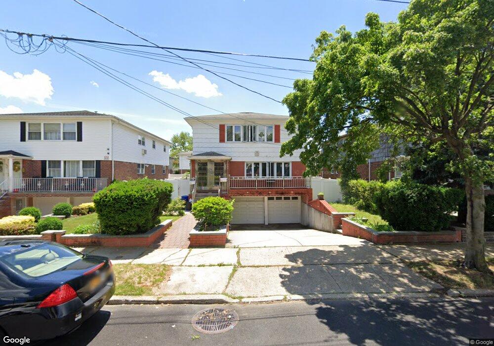 146-08 25th Rd, Flushing, NY 11354 - photo 1