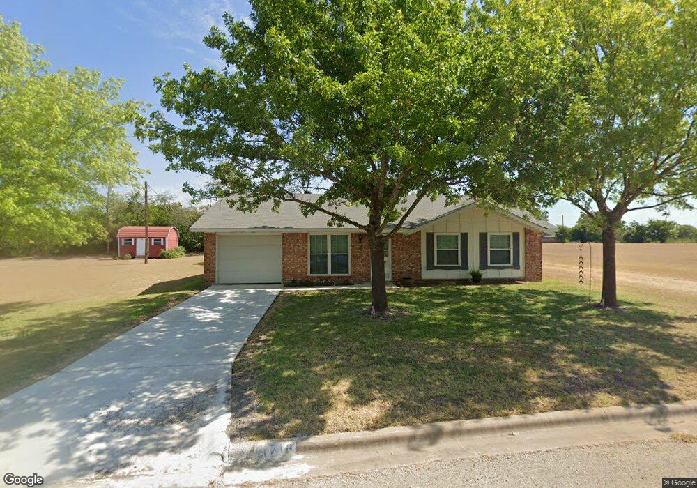 716 Tower St, Troy, TX 76579 - photo 1