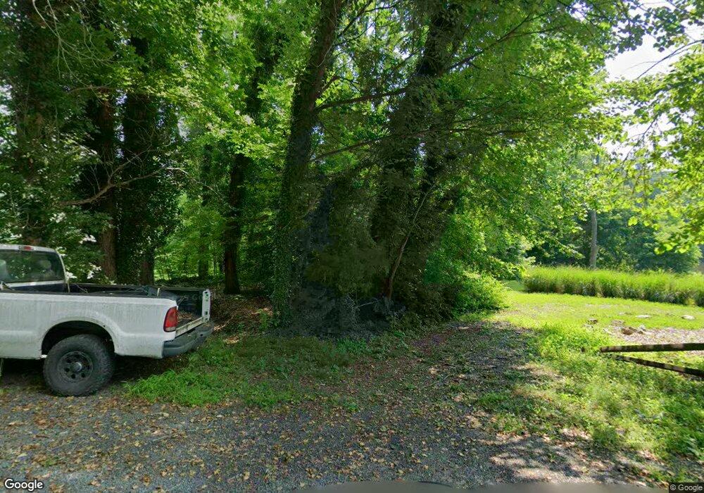 8182 Lake Shore Dr, Manassas, VA 20112 - photo 1