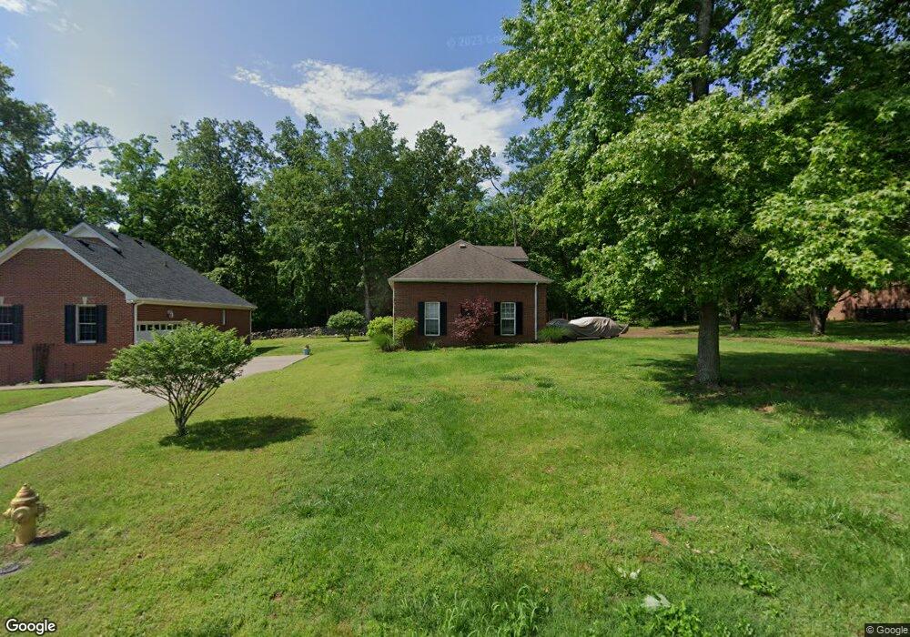 132 Stonegate Cir, Shelbyville, TN 37160 - photo 1
