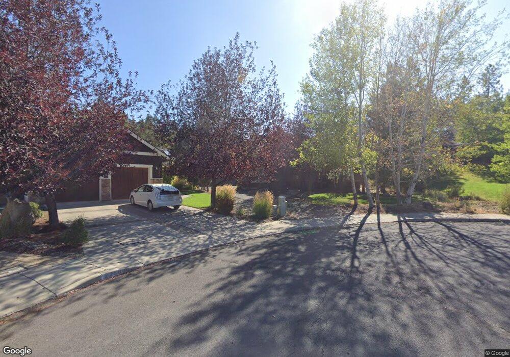 2280 Meadow Ct, Bend, OR 97701 - photo 1