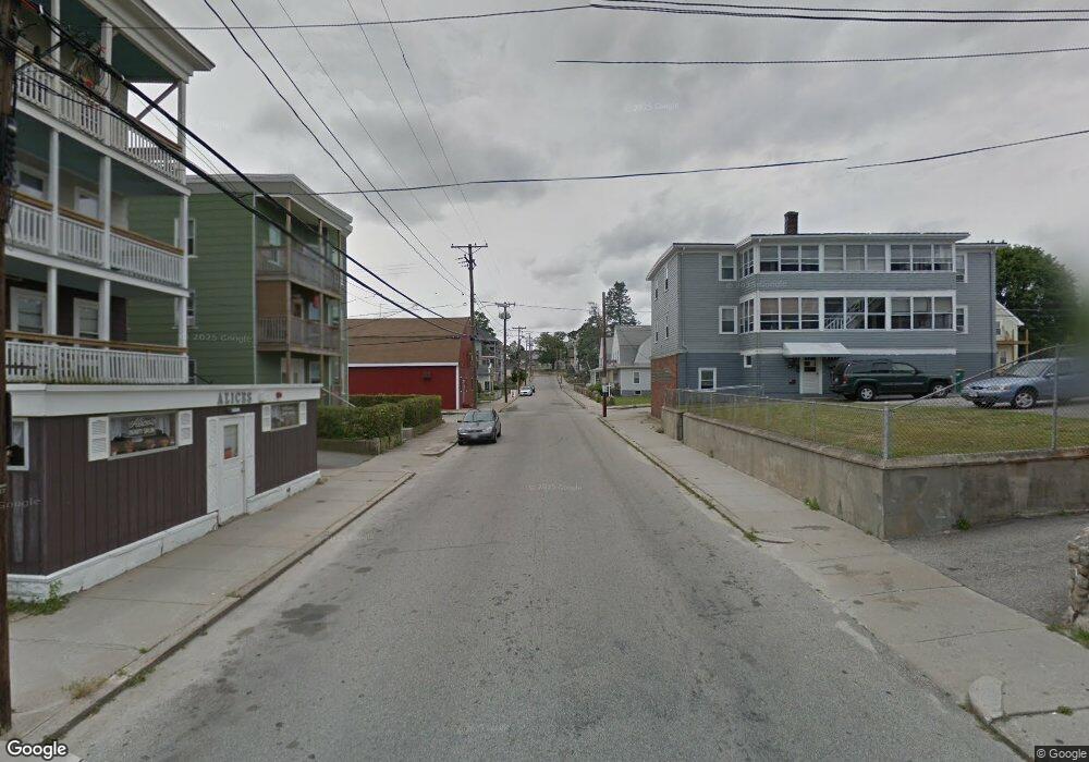 524528 Elm St, Woonsocket, RI 02895 - photo 1