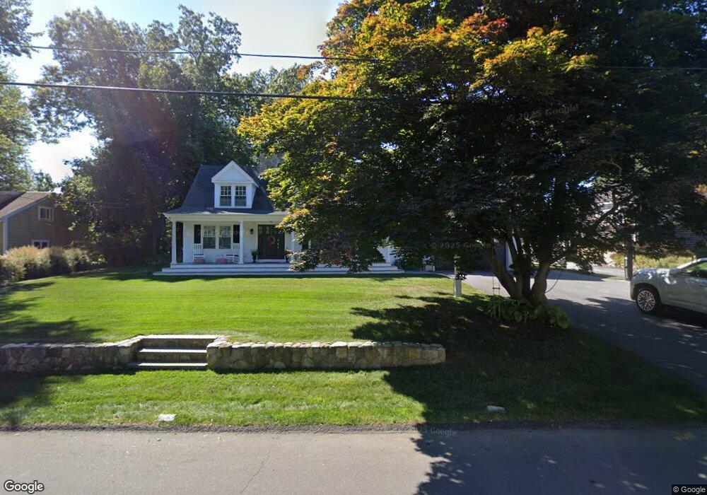 10 Winthrop Rd, Hingham, MA 02043 - photo 1