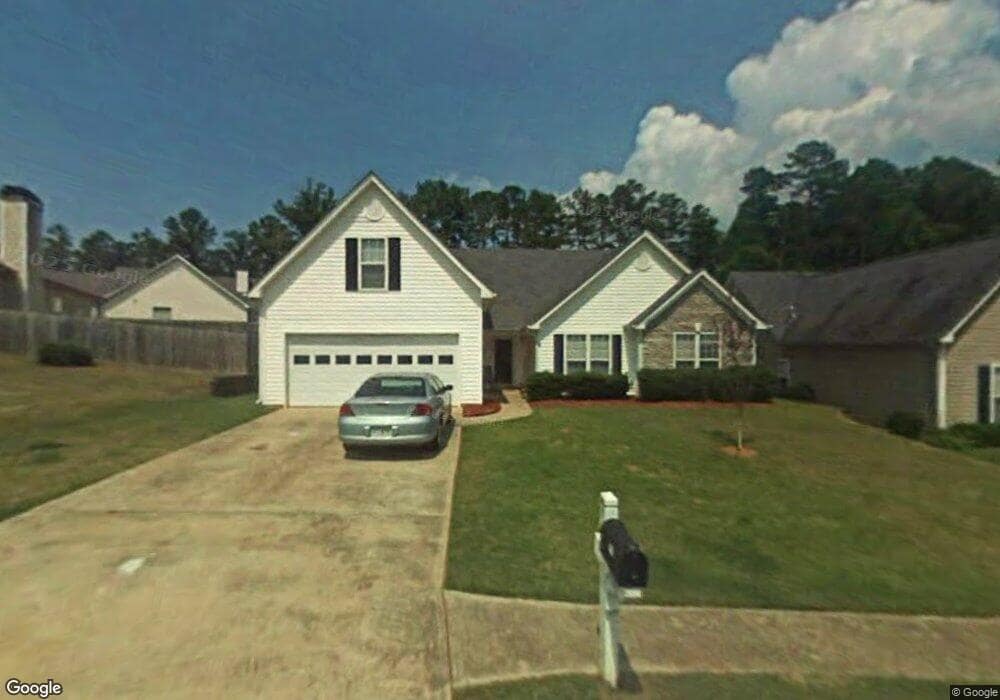 5697 Tattersall Terrace unit 7, Sugar Hill, GA 30518 - photo 1